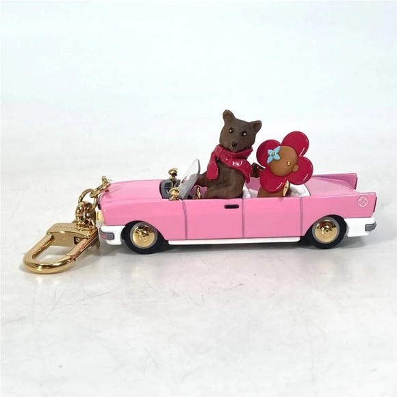 Louis Vuitton Vivienne Hollywood Barbie Pink Cadillac Keychain 2021 Xmas - Picture 2 of 5